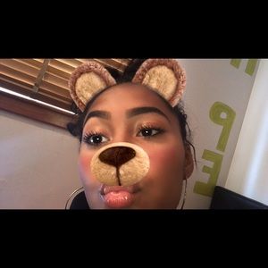 Meet your Posher, Ariana